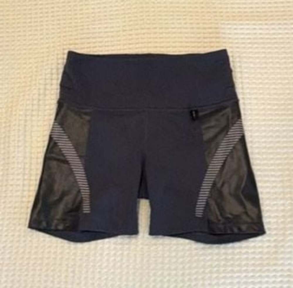 Athleta x Allyson Felix Legend 4” Short Small NWOT